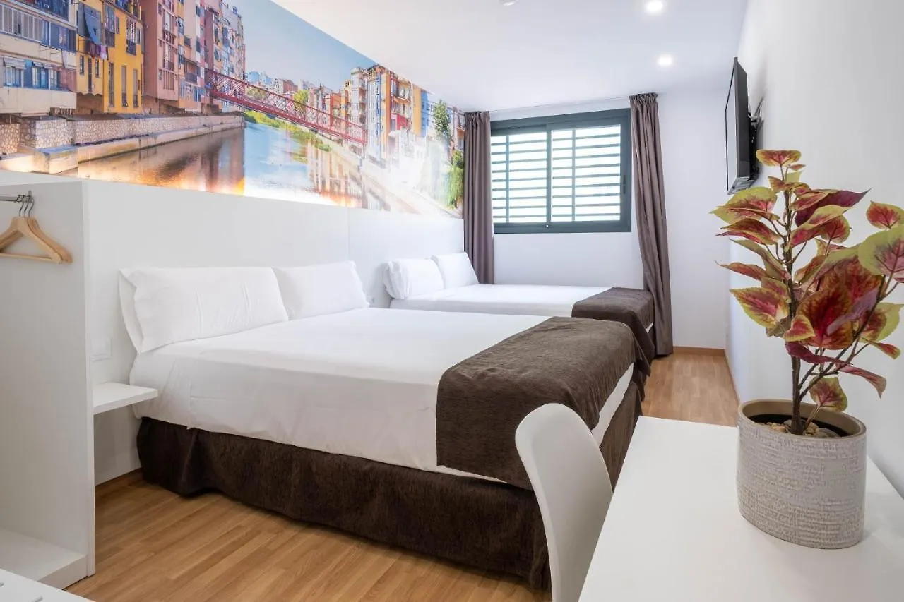 Hotel Bestprice Girona 0*,
